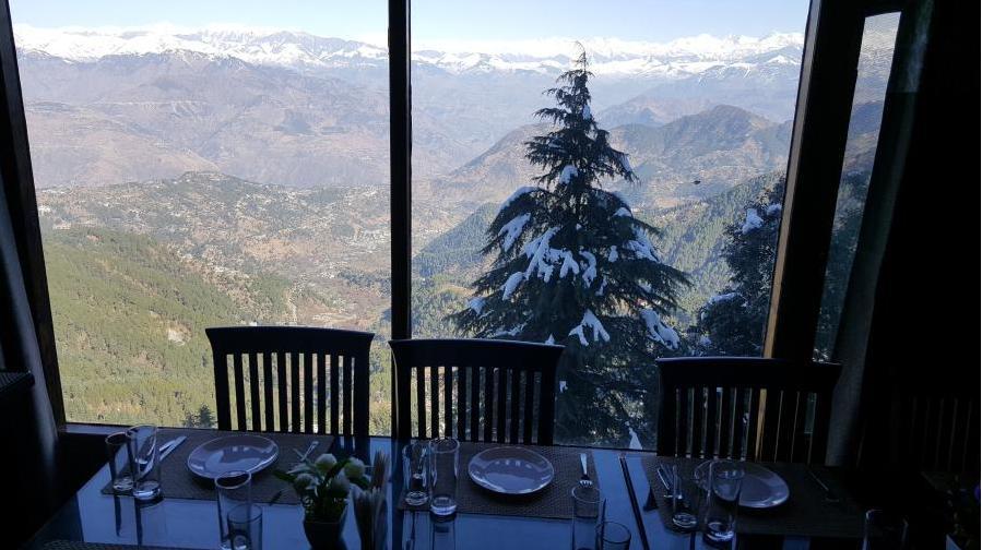 Hotel Kayanat Далхаузи Экстерьер фото